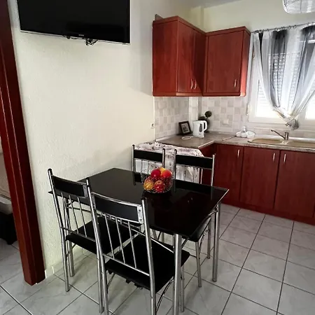 Pola Apartment Nea Skioni